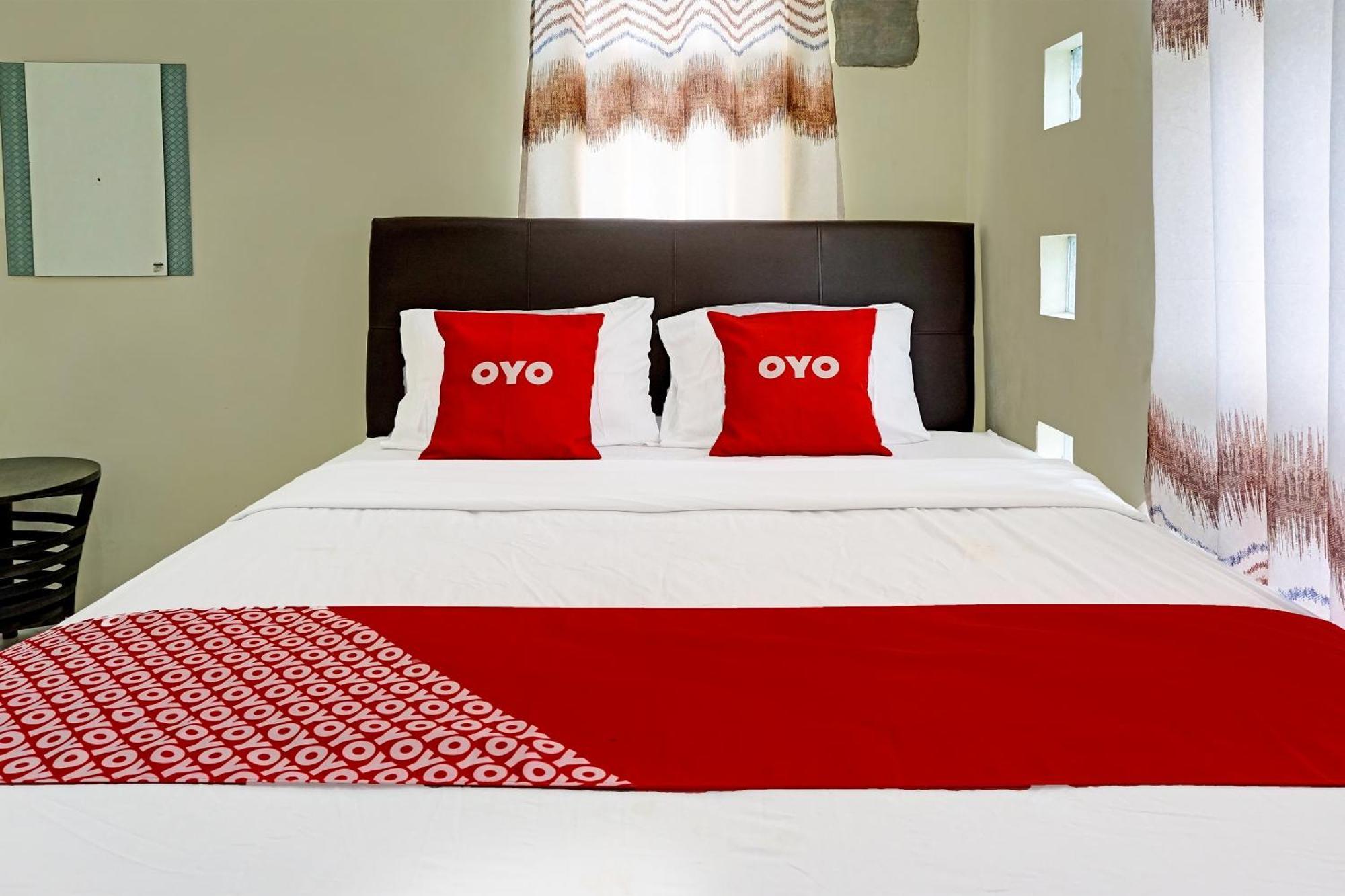 Oyo 91707 Jannah Homestay Syariah Dau Exterior foto